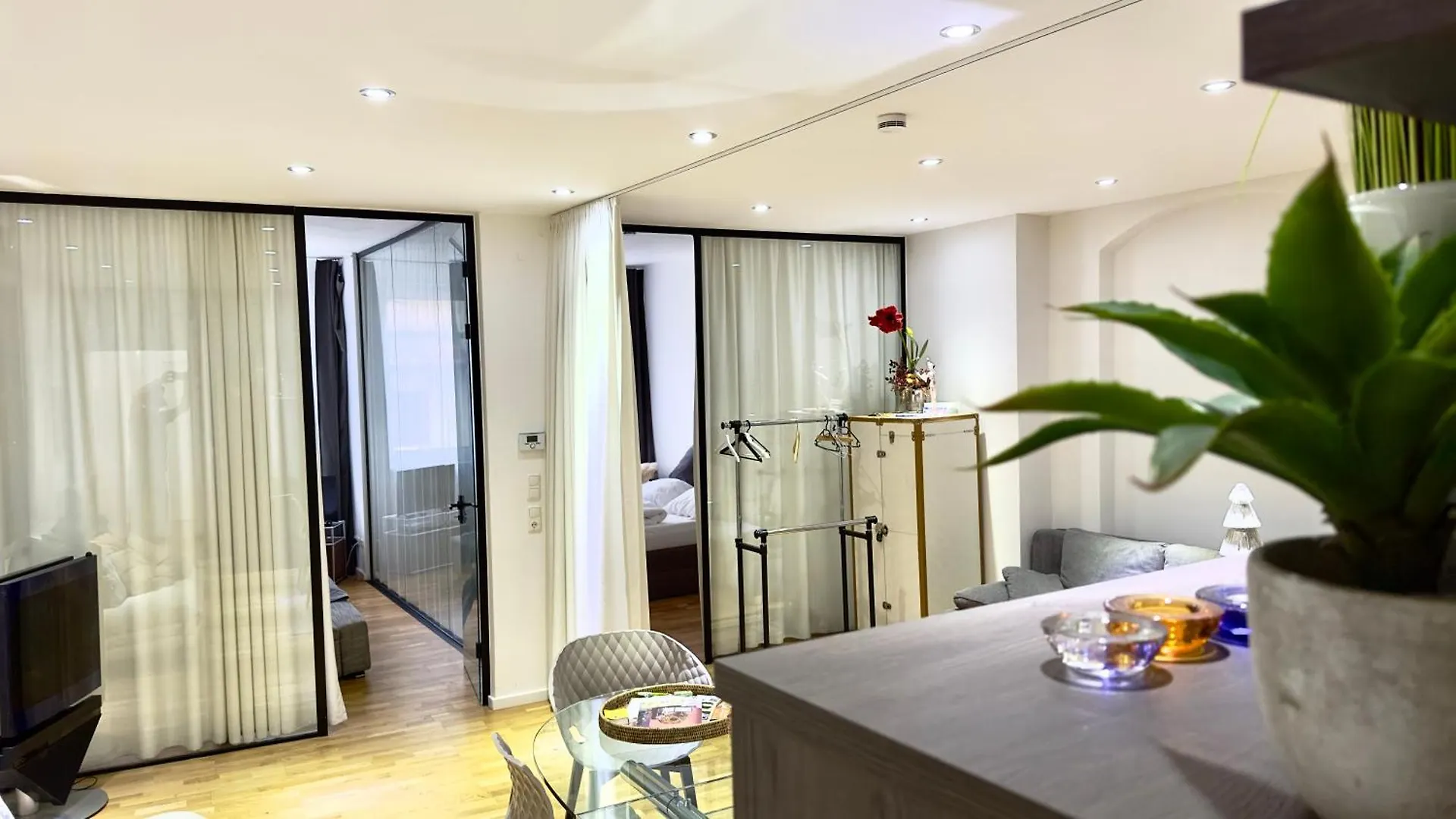 Beefree Loft L Beletage Im Stadtpalais I Whirlpool I Metro Nürnberg Apartment